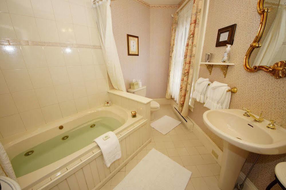 Limerock Inn Рокланд Екстериор снимка