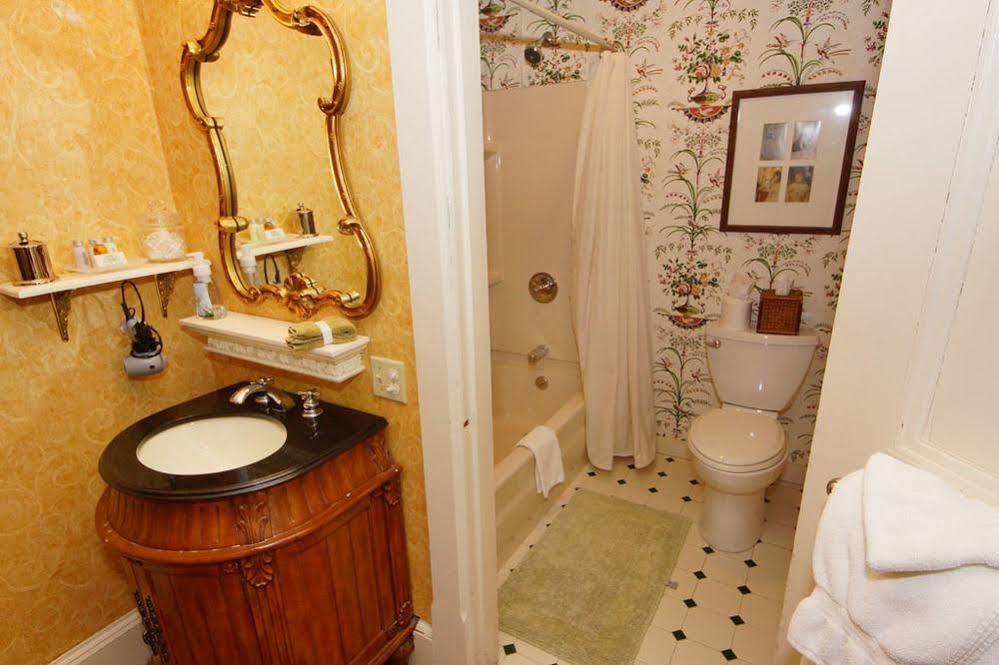 Limerock Inn Рокланд Екстериор снимка